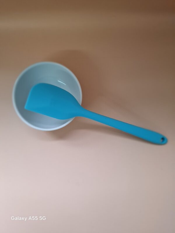 Silicone spatula